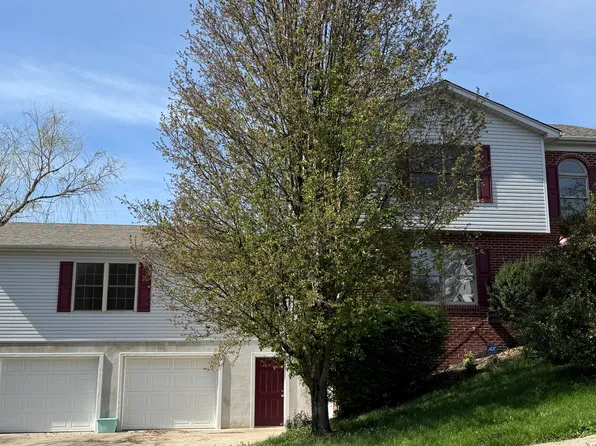 206 Rookwood Ct, Richmond, KY 40475