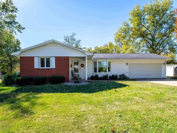 602 NW 6th St, Aledo, IL 61231