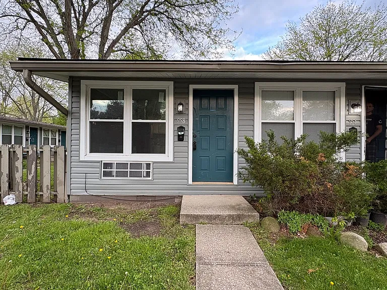 958 Silver Meadows Blvd — Photo 1