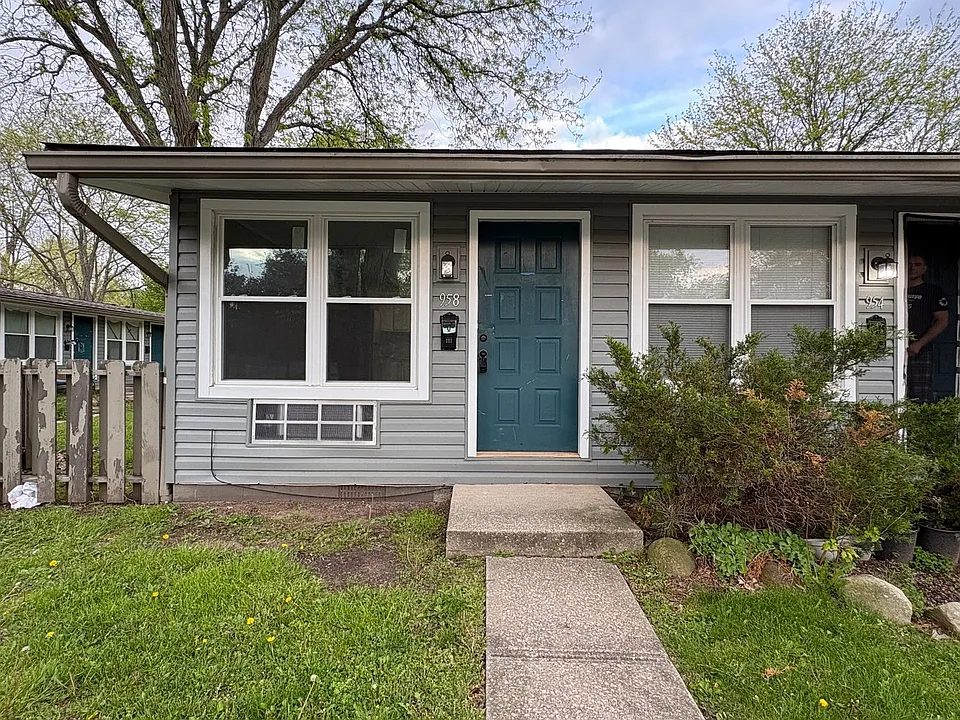 958 Silver Meadows Blvd