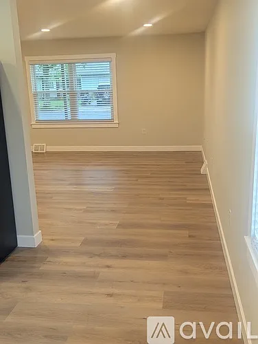 1105 Monroe Rd — Photo 16