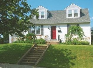 11 W 8th St, Pottstown, PA 19464