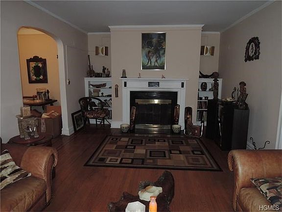 5th image of 3 Park Ln APT 5C