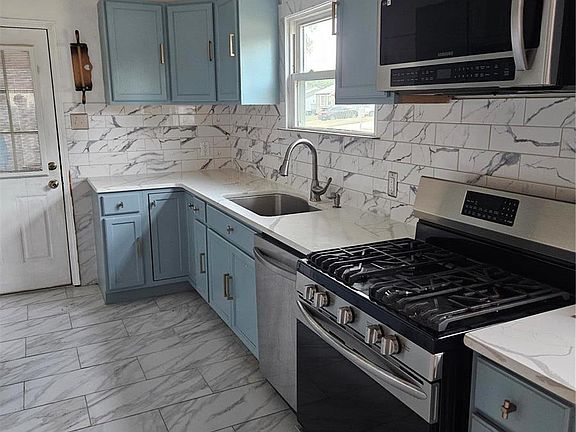 4th image of 12231 Fleetwood Pl