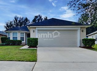 9422 Daniels Mill Dr, Jacksonville, FL 32244