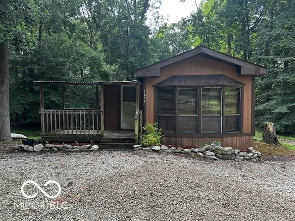 1632 Dogwood Lake Dr, Spencer, IN 47460