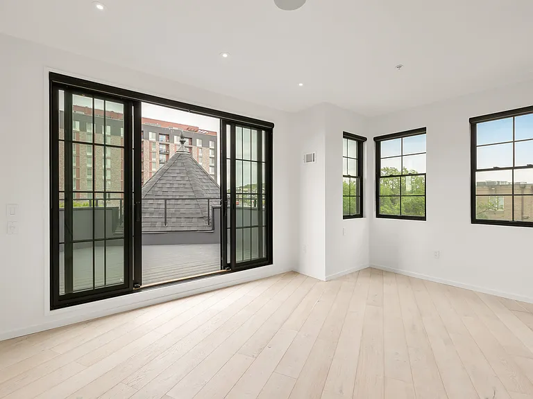 1451 Maryland Ave NE #Penthouse PENTHOUSE — Photo 23