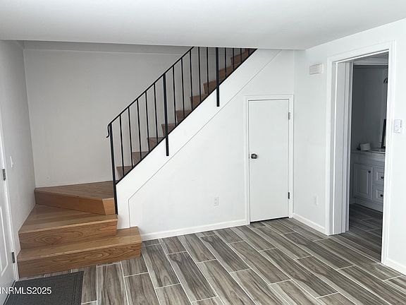 4th image of 1265 Redwood Cir APT 5