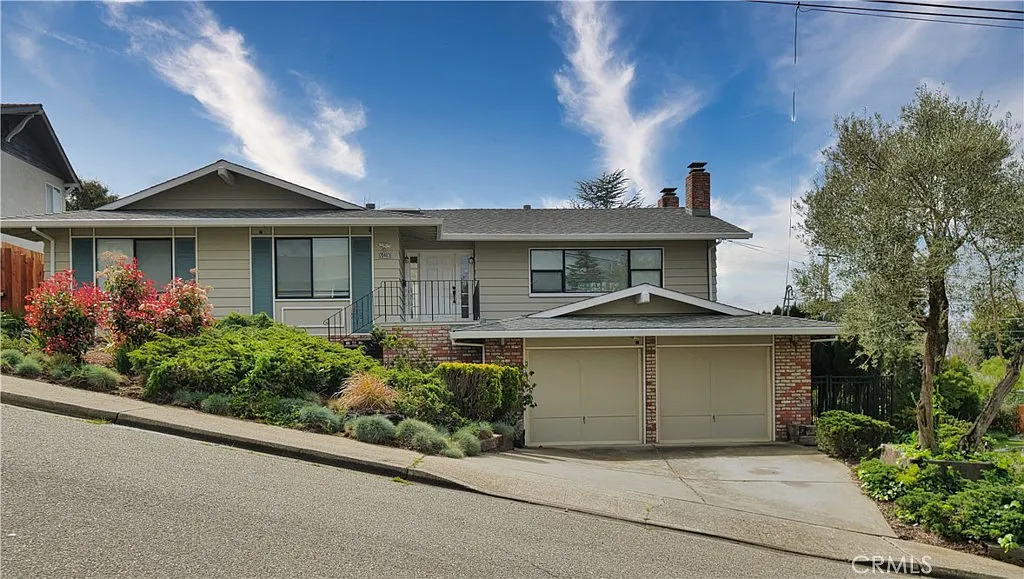 20403 Beacon Hill Ct photo 1