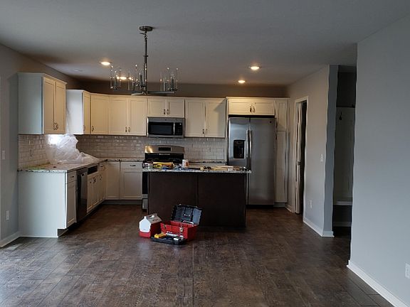 4th image of 3367 Sagecrest Dr #37