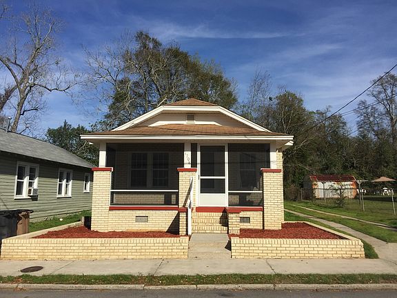 2nd image of 1708 N Davis Hwy
