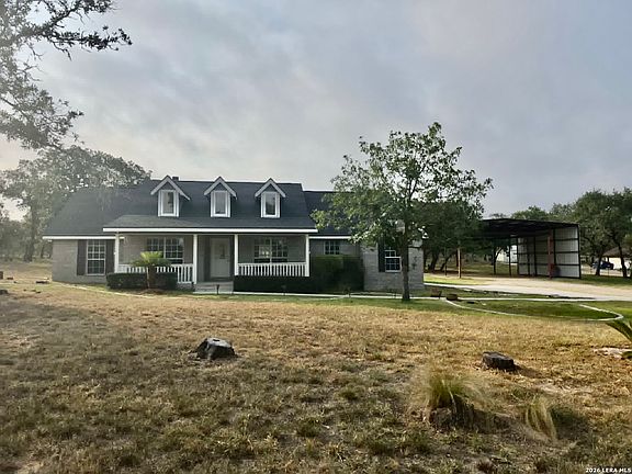 2nd image of 123 Scenic Oak Dr