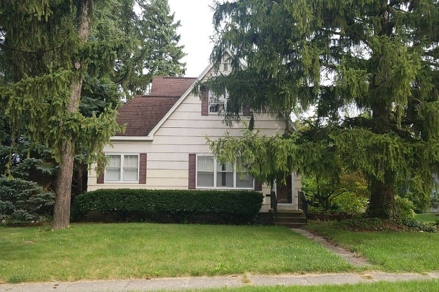 1st image of 1001 E Eckman St