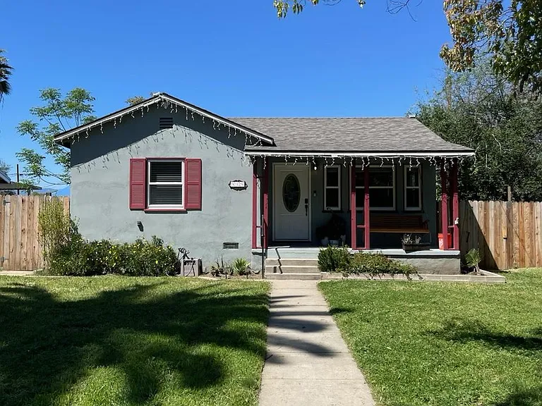 919 E High Ave #A — Photo 2