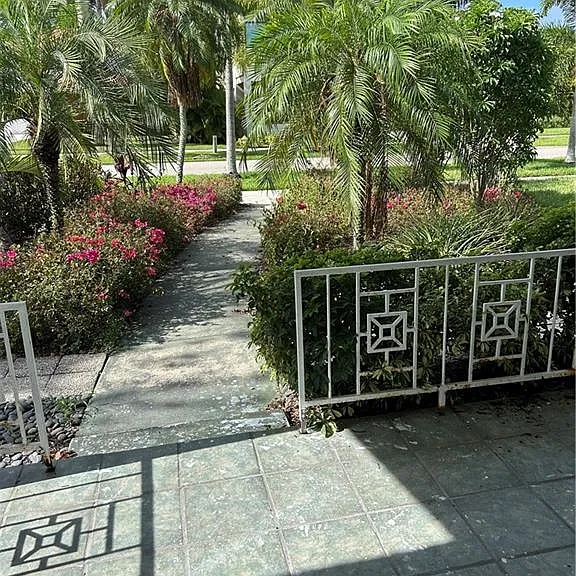 1331 Almeria Ave — Photo 4