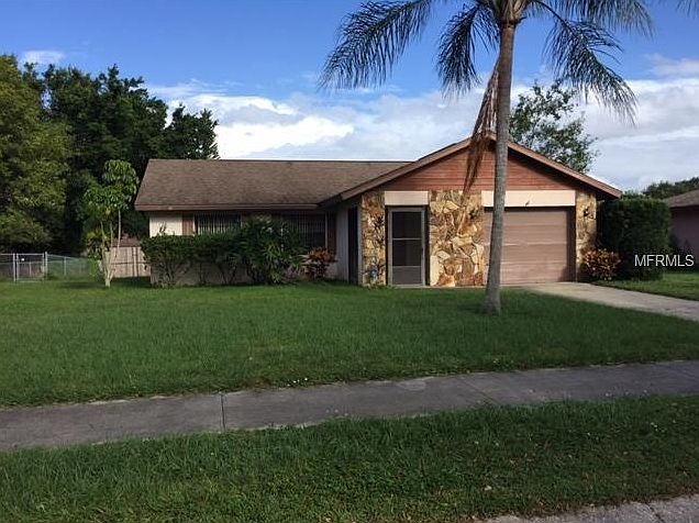 1st image of 1046 Deer Hollow Way