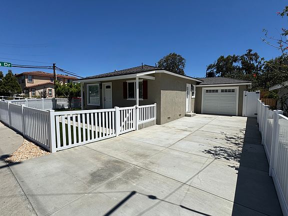 2nd image of 762 E Hillcrest Dr