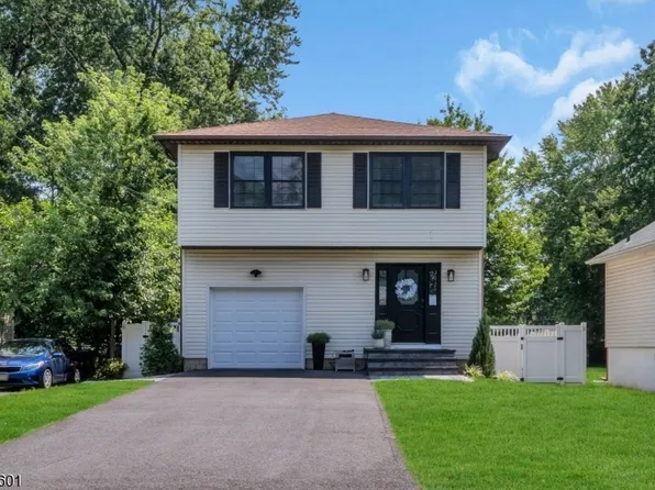 69 Leghorn Ave, Bridgewater Twp., NJ 08807