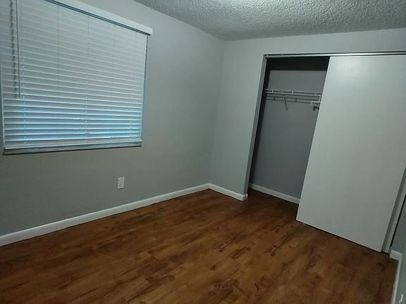 4th image of 11720 N 14th St #11724-104
