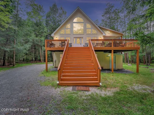 238 King Arthur Rd, Blakeslee, PA 18347