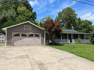 39 Singing Pines Dr, Candler, NC 28715