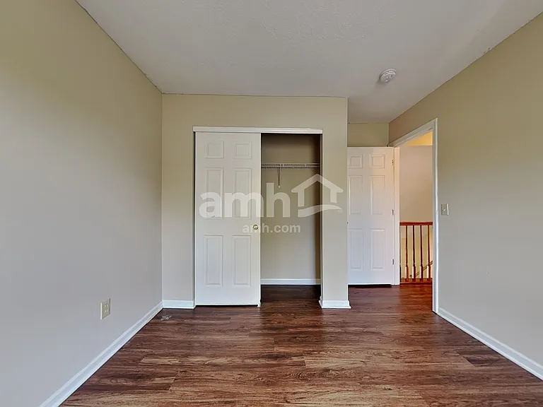 1371 Stableview Cir — Photo 20
