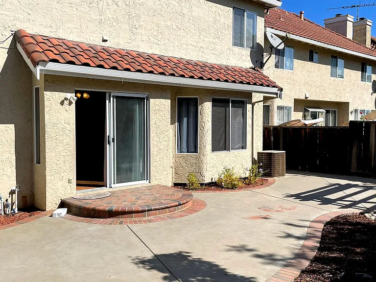 1124 Calle Almaden — Photo 12