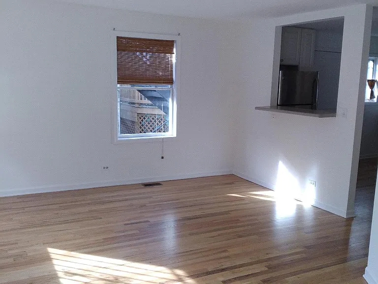 828 W Altgeld St #1 — Photo 8