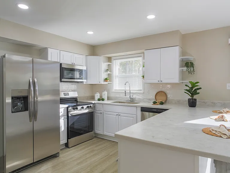 11304 Largo Dr — Photo 16
