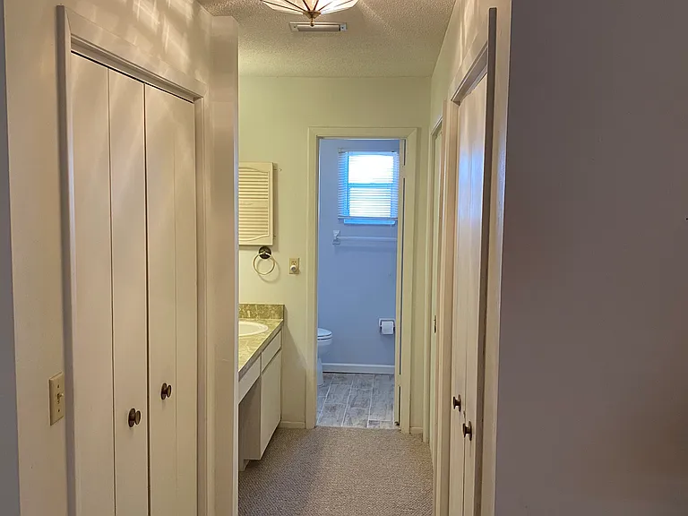 655 Park Cir — Photo 7