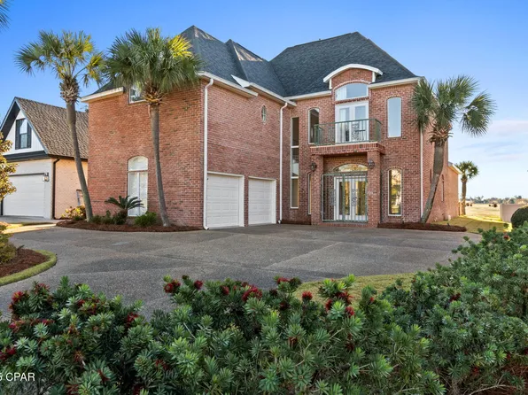 1405 Country Club Dr, Lynn Haven, FL 32444