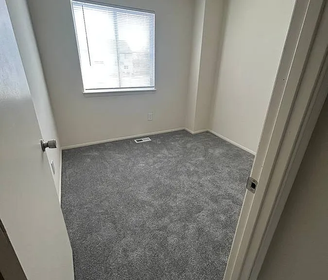 Southview Town Homes, LLC — Photo 18