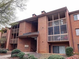 138 Green Turtle Ln APT 9, Charlottesville, VA 22901