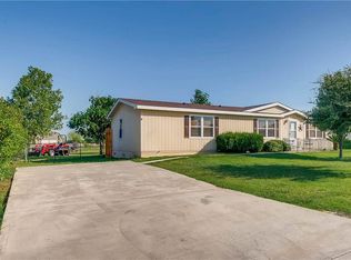 318 Bonanza St, Kyle, TX 78640