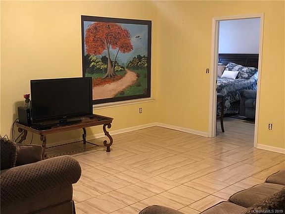 4th image of 6031 Country Walk Dr #17