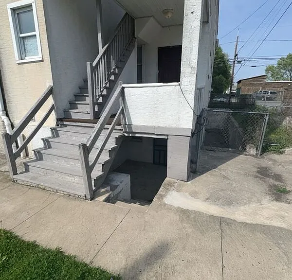 534 Cherry St E — Photo 13