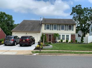 48 Wintergreen Ave E, Edison, NJ