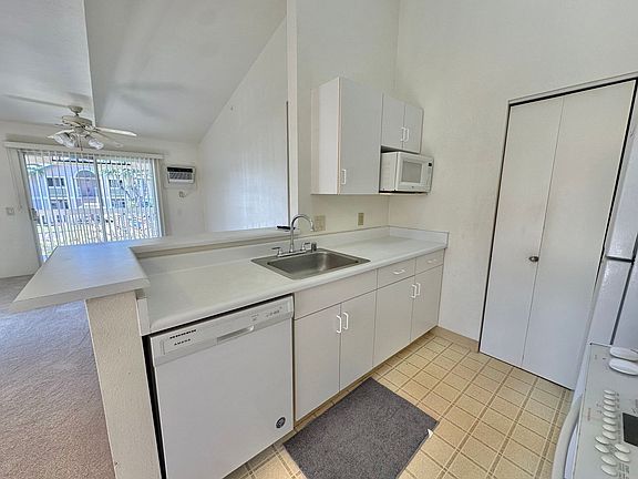 5th image of 11 Waipaa Ln APT 204
