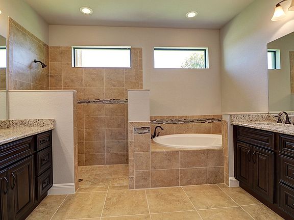 4th image of 27303 Barbarosa St