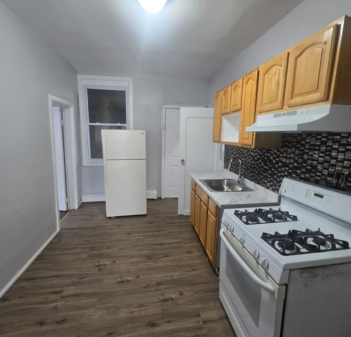 183 Mill St — Photo 3