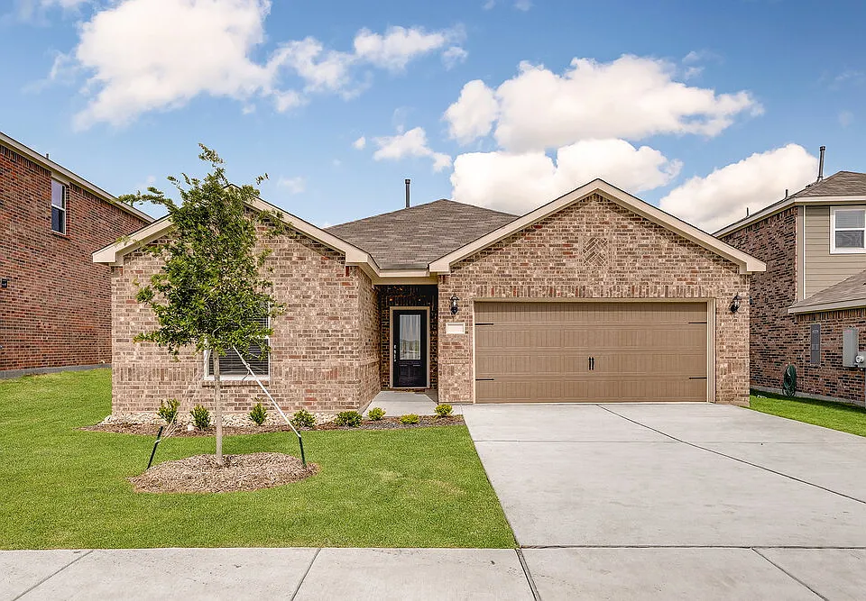 105 Thomas Paine Dr