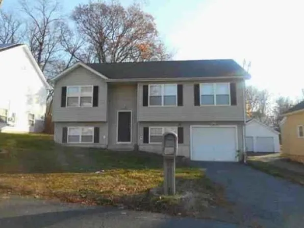 148 Traverse St, Waterbury, CT 06704