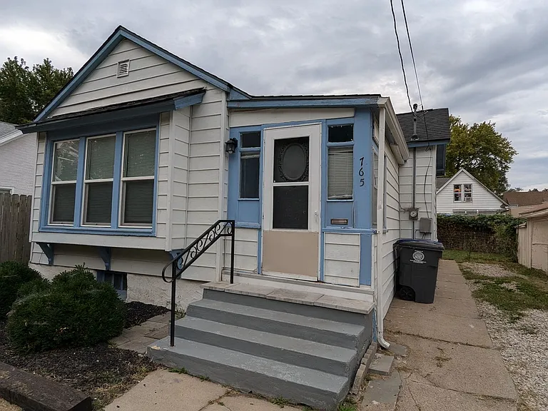 765 Avenue D — Photo 15