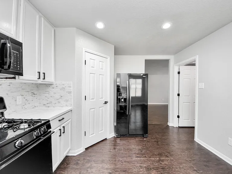 4707 Wheel Wright Trl — Photo 7