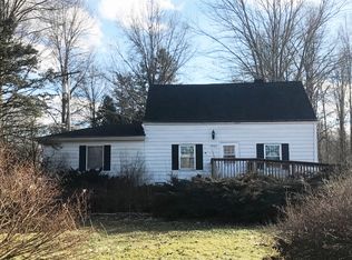 49465 Collyer Ct, Belleville, MI 48111