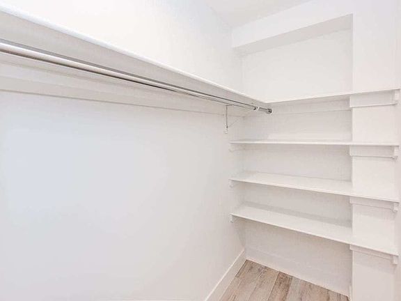 5th image of 104-22 Astoria Blvd #2RR