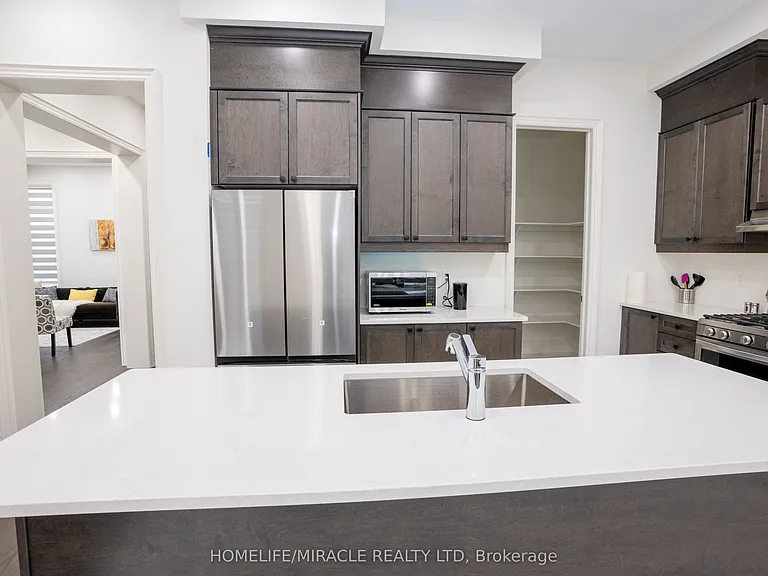 93 Bluebird Blvd — Photo 19