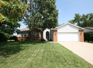 878 Kendra Ann Dr, Swansea, IL
