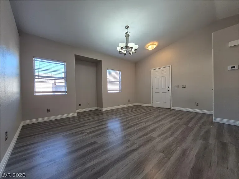 2053 Quarry Ridge St #201 — Photo 2