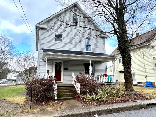 210 Bell Ave, Punxsutawney, PA 15767